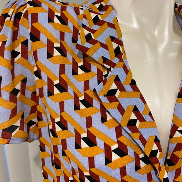 ✨SOLD✨Printed dress - Picture 4 of 6